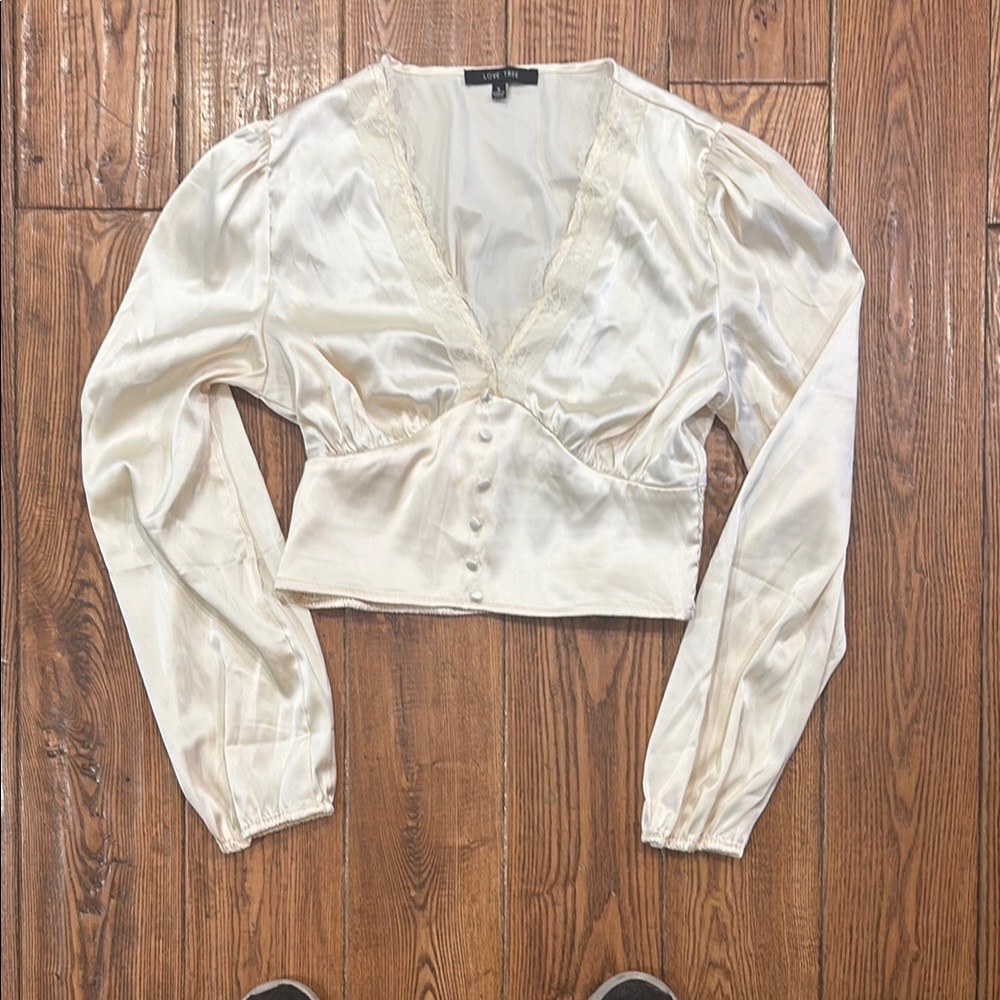 Love Tree Cream Long Sleeve Crop Blouse